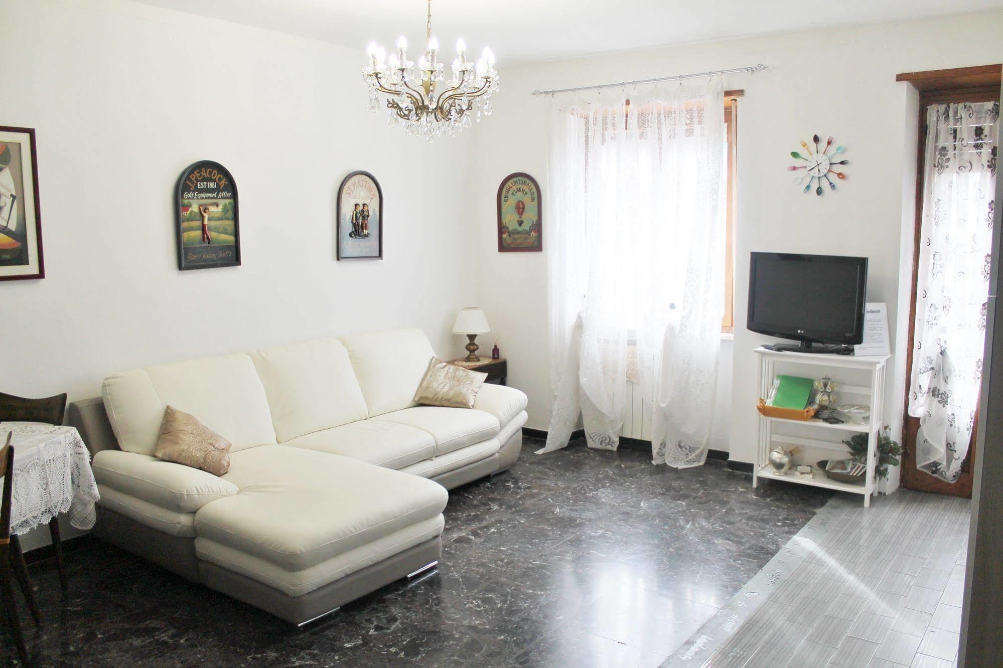 Appartamento Lella Con Meravigliosa Vista Vicino Alle Terme Acqui Terme Εξωτερικό φωτογραφία